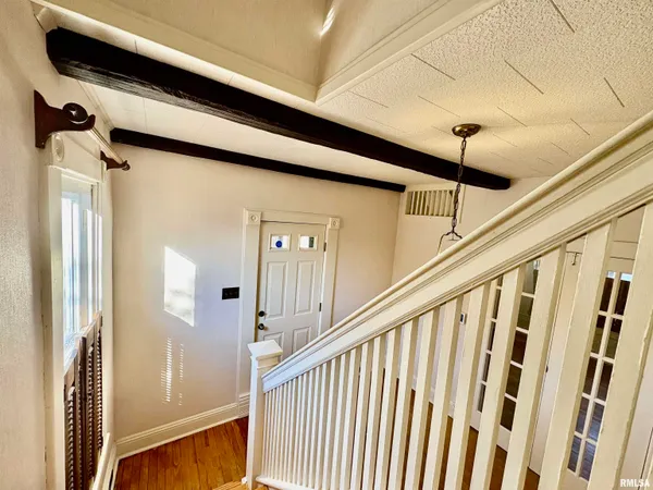 $136,900 | 600 South Kosciusko Street, Jacksonville, IL 62650