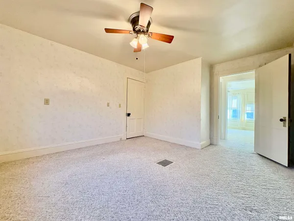 $136,900 | 600 South Kosciusko Street, Jacksonville, IL 62650