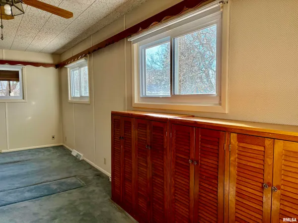 $136,900 | 600 South Kosciusko Street, Jacksonville, IL 62650