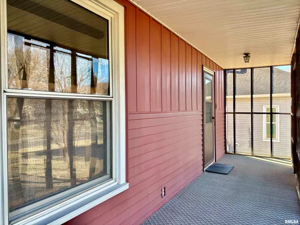 $136,900 | 600 South Kosciusko Street, Jacksonville, IL 62650