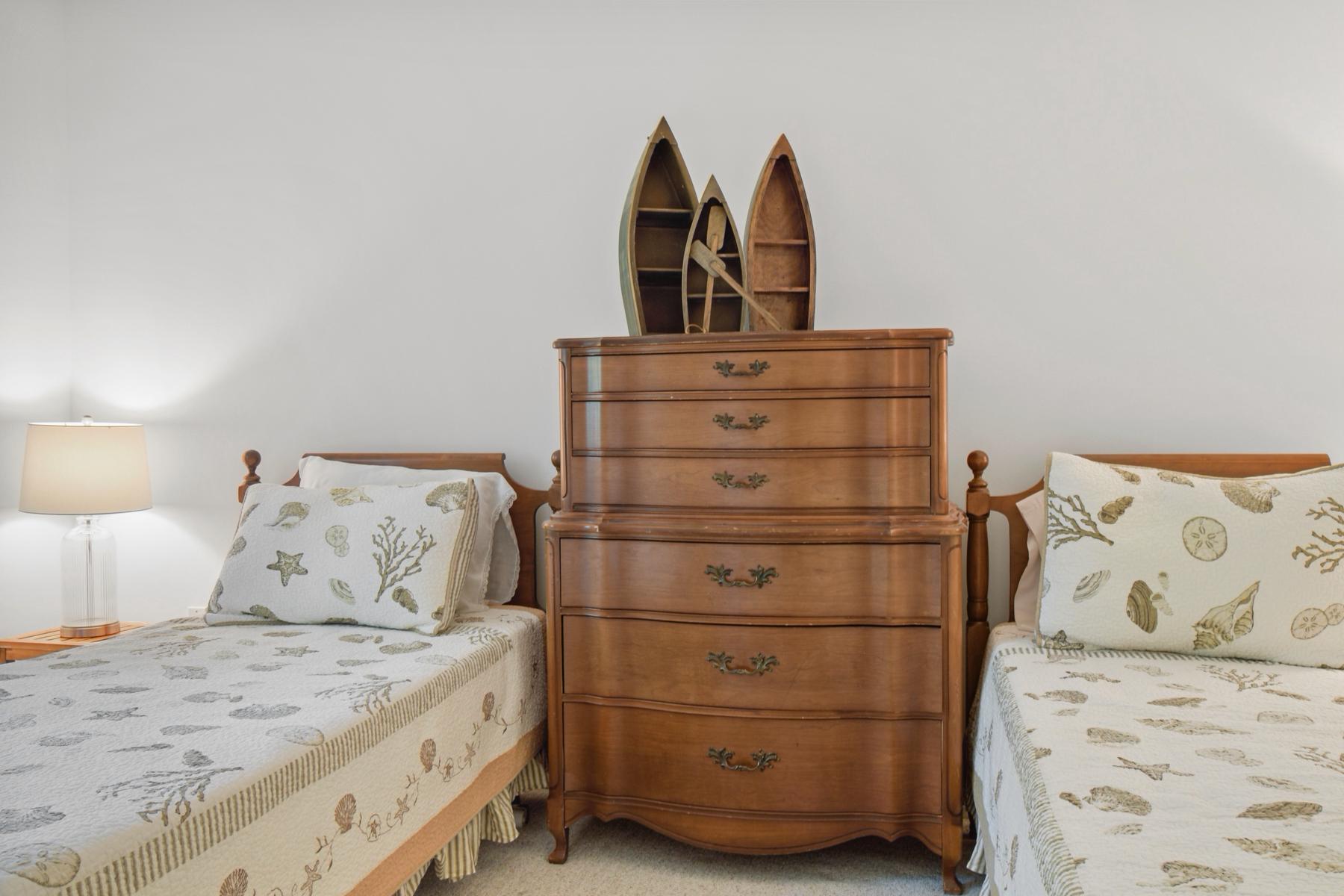 70 Capetown Road Ocean Pines, MD 21811 - Photo 34 of 48 Charming coastal-inspired bedroom retreat.