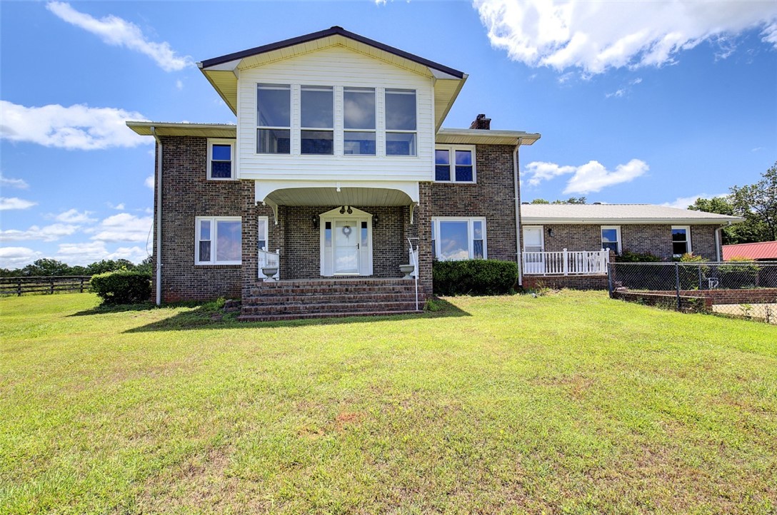 245 Stephens Road Pickens, SC 29671 - Photo 7 of 46 Gallery Image 7