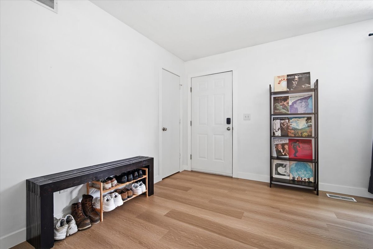 206 East Irving Street Normal, IL 61761 - Photo 3 of 22