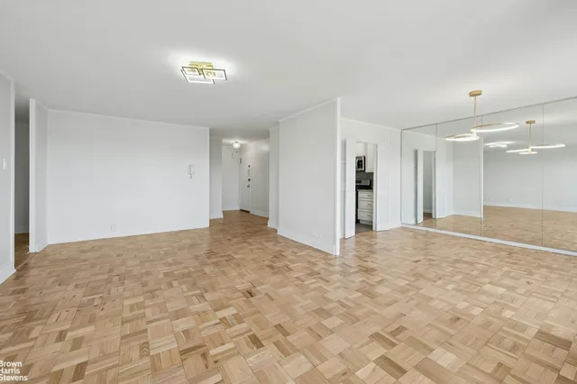 $645,000 | 2500 Johnson Avenue, Unit 15N | Spuyten Duyvil