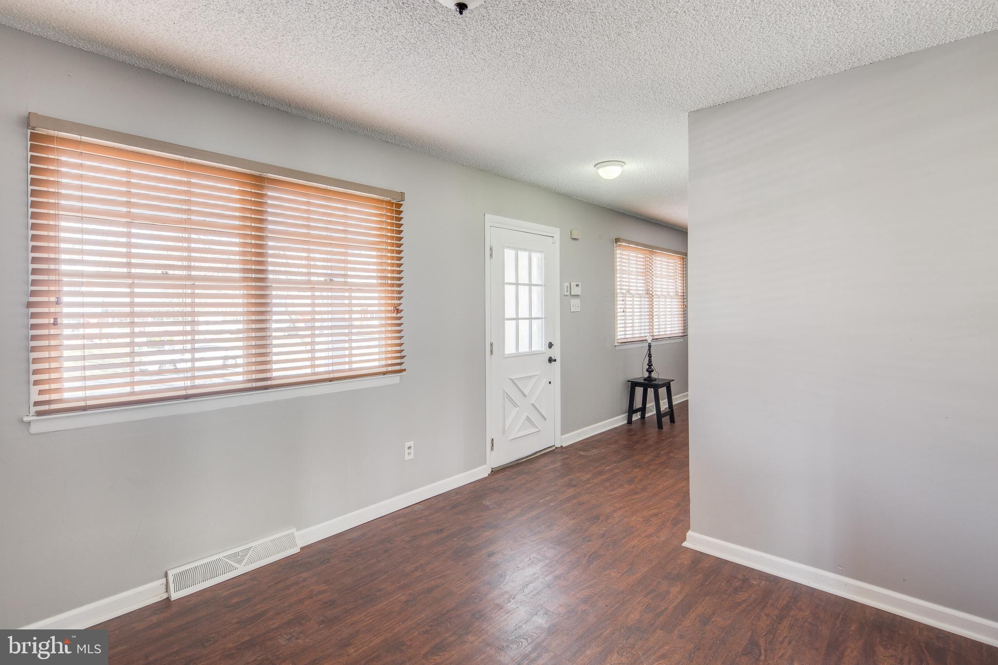 521 Coach Road Turnersville, NJ 08012 - Photo 5 of 15