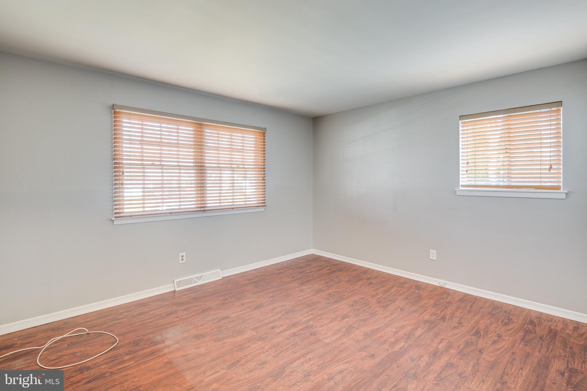 521 Coach Road Turnersville, NJ 08012 - Photo 8 of 15
