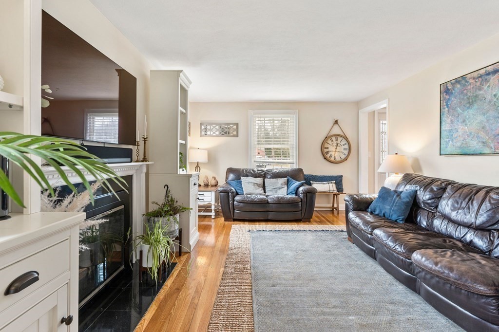 119 Laurel Road West Springfield, MA 01089 - Photo 12 of 25 Gallery Image 12