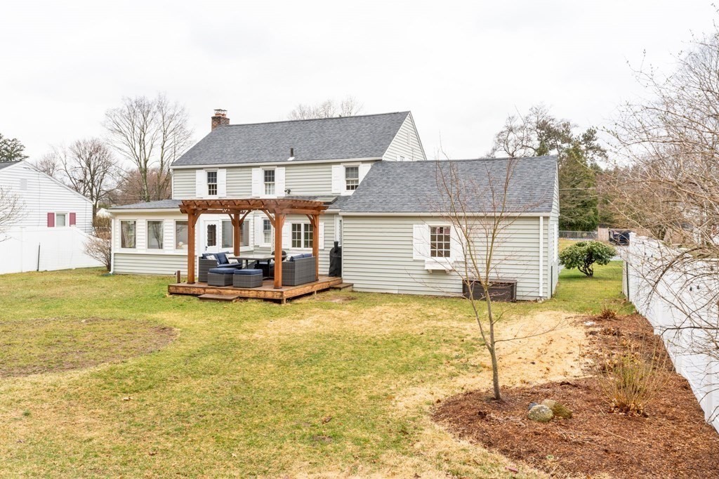 119 Laurel Road West Springfield, MA 01089 - Photo 20 of 25 Gallery Image 20