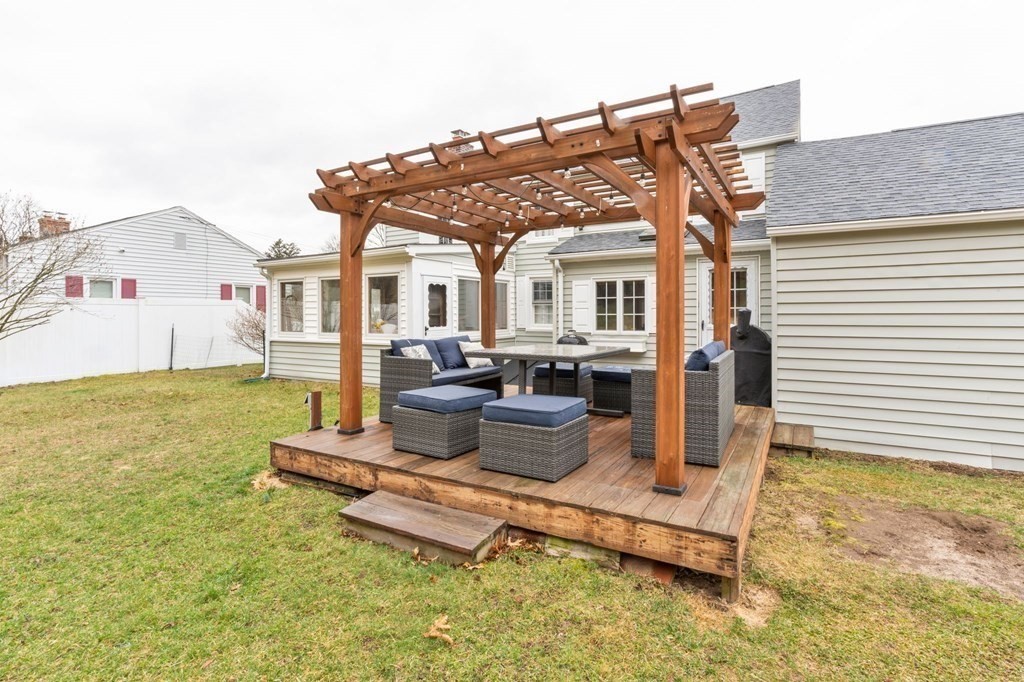 119 Laurel Road West Springfield, MA 01089 - Photo 21 of 25 Gallery Image 21