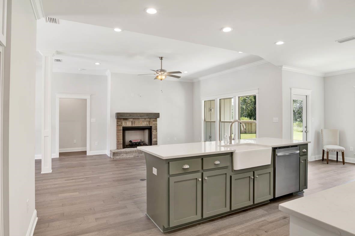 10969 Secretariat Boulevard Daphne, AL 36526 - Photo 2 of 27 Kitchen
