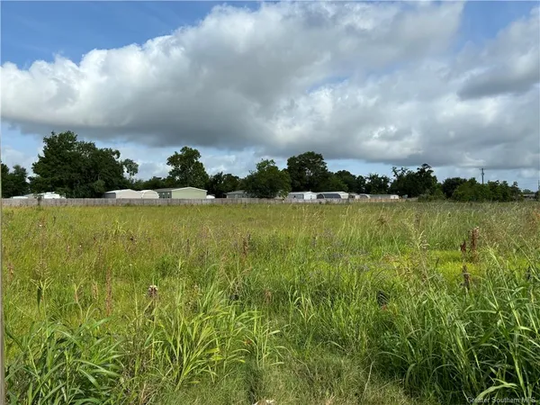 $950,000 | 27 S Highway, Sulphur, LA 70663