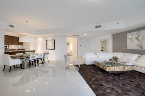 $1,490,000 | 15811 Collins Avenue, Unit 403, Sunny Isles Beach, FL 33160