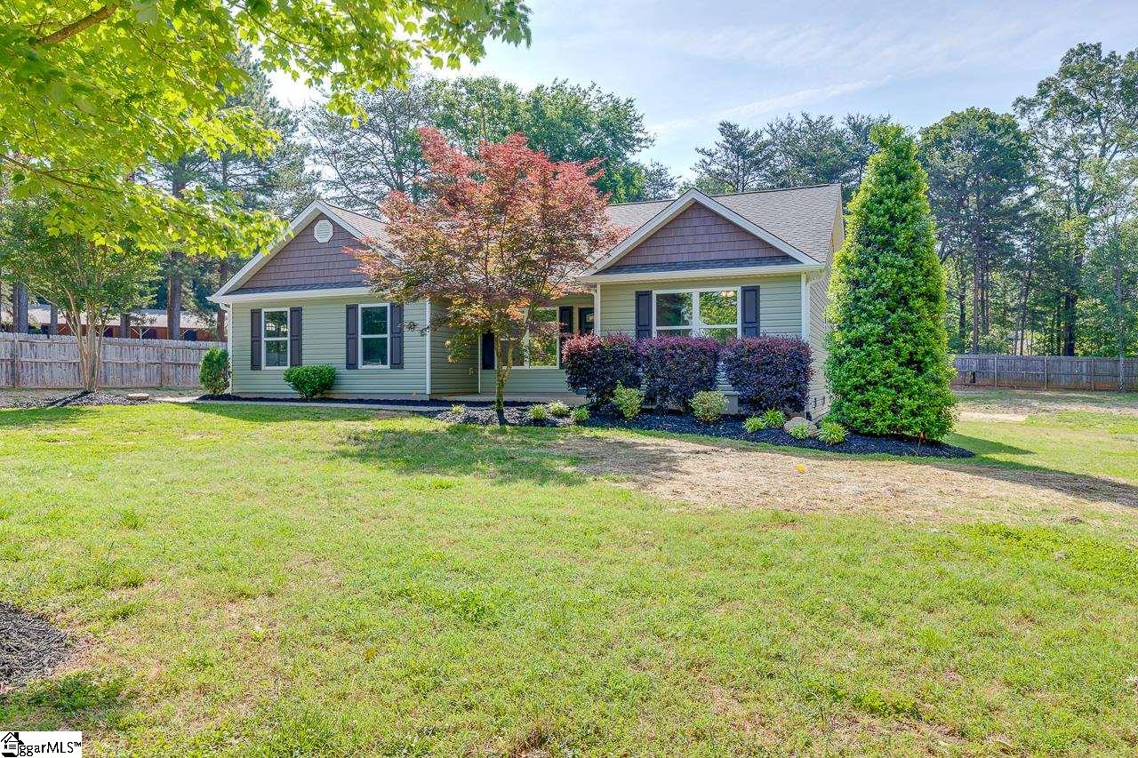 2089 Mt Lebanon Road Campobello, SC 29322 - Photo 2 of 36