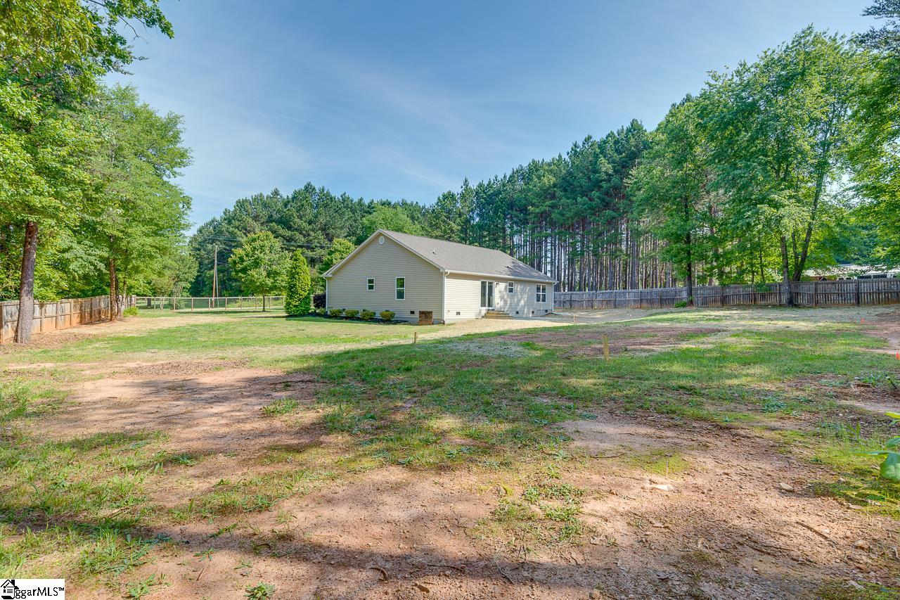 2089 Mt Lebanon Road Campobello, SC 29322 - Photo 32 of 36