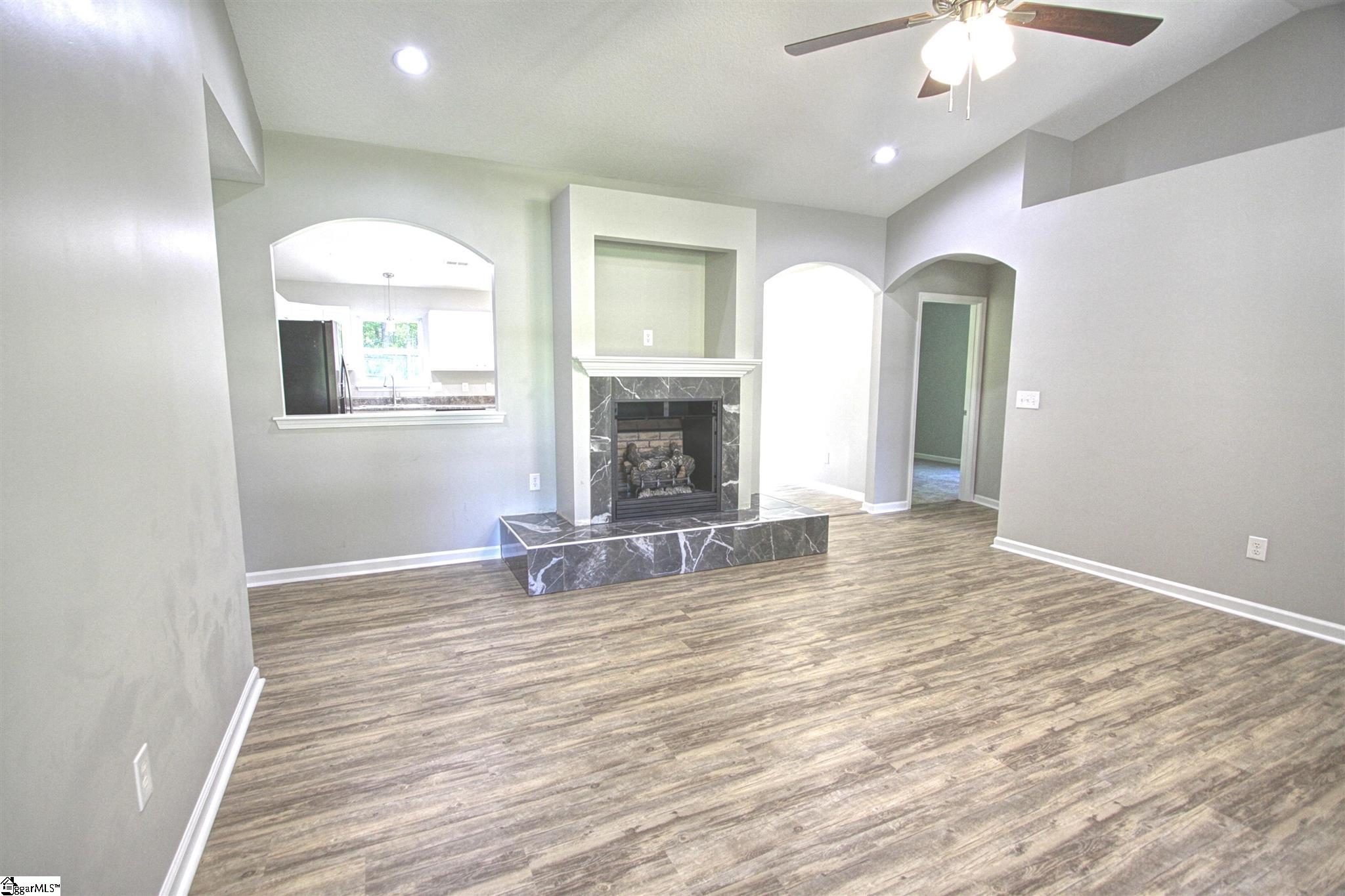 2089 Mt Lebanon Road Campobello, SC 29322 - Photo 6 of 36