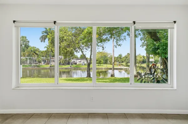 $710,000 | 5261 Southwest 89th Avenue, Cooper City, FL 33328