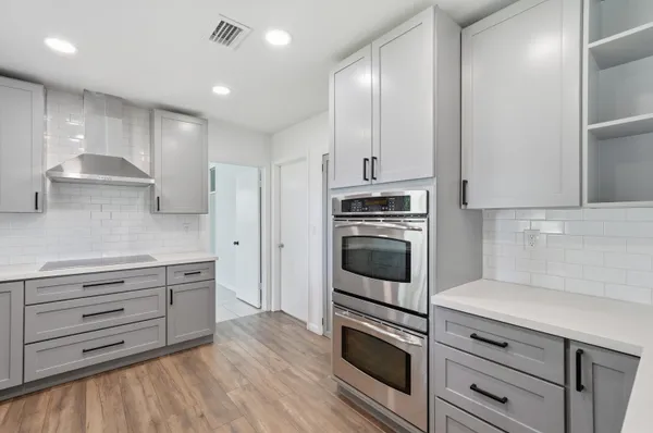 $710,000 | 5261 Southwest 89th Avenue, Cooper City, FL 33328