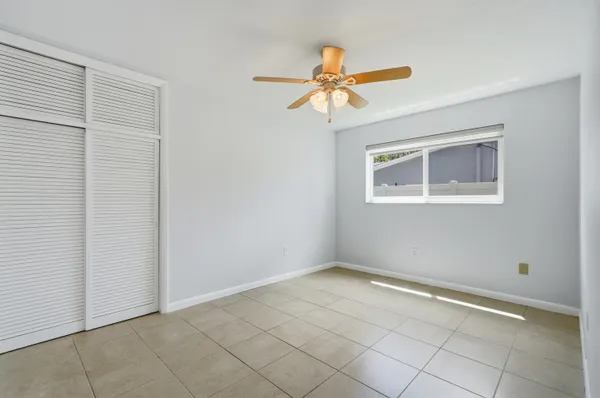 $710,000 | 5261 Southwest 89th Avenue, Cooper City, FL 33328