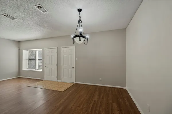 $1,400 | 7120 Deer Creek Court, Spring, TX 77379