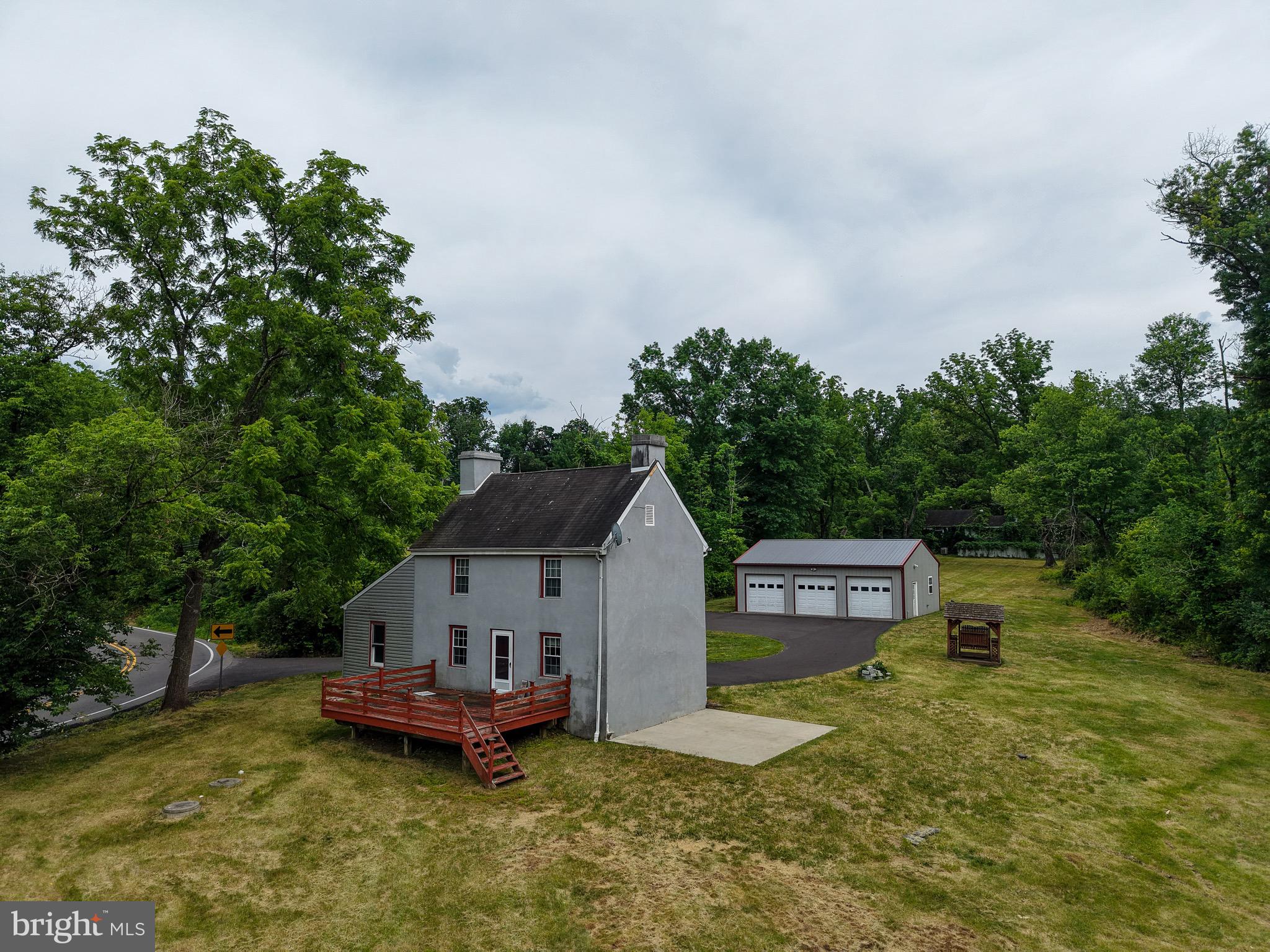 2015 Aquetong Road New Hope, PA 18938 - Photo 11 of 34
