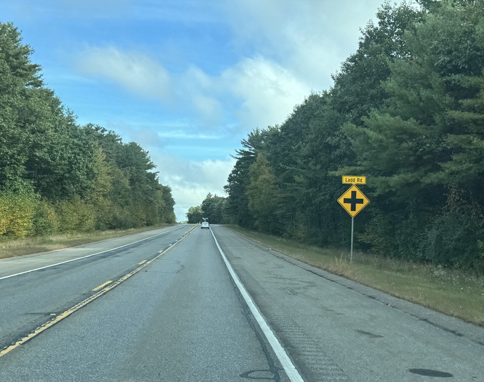 33 Ladd Road Sturbridge, MA 01566 - Photo 4 of 13 a view of a street with a yard