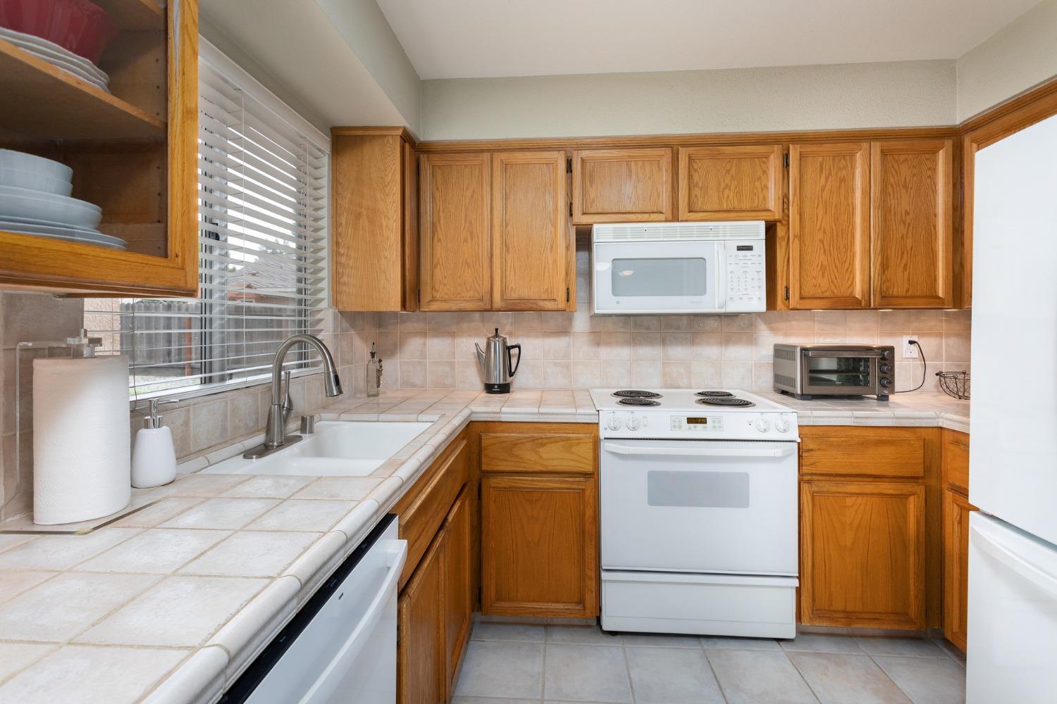 847 Amber Avenue Clovis, CA 93611 - Photo 19 of 53