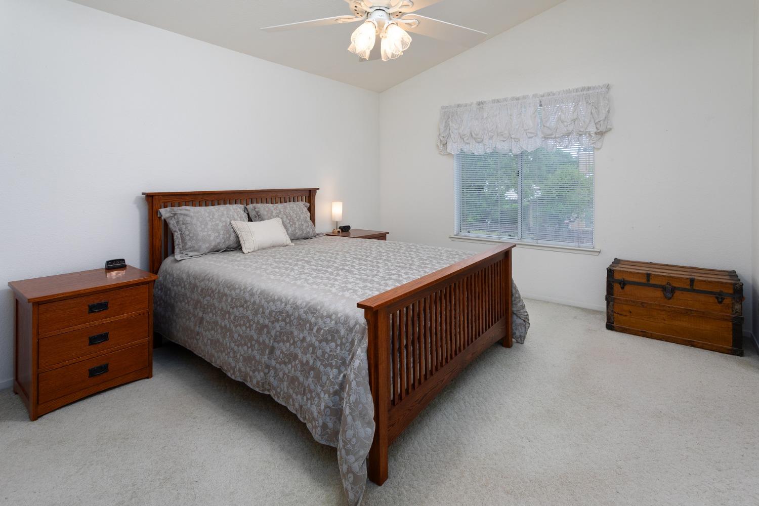 847 Amber Avenue Clovis, CA 93611 - Photo 24 of 53