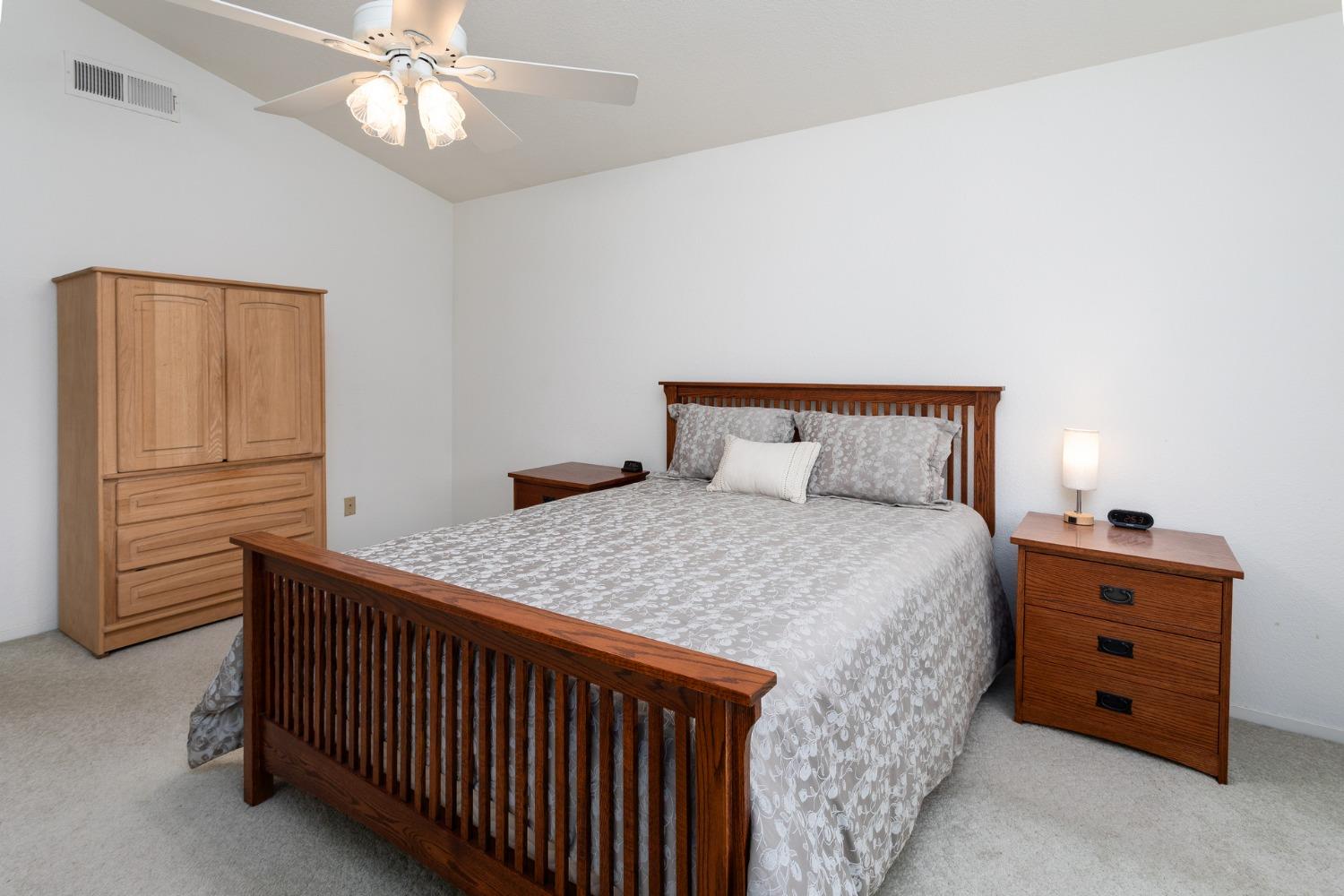 847 Amber Avenue Clovis, CA 93611 - Photo 25 of 53