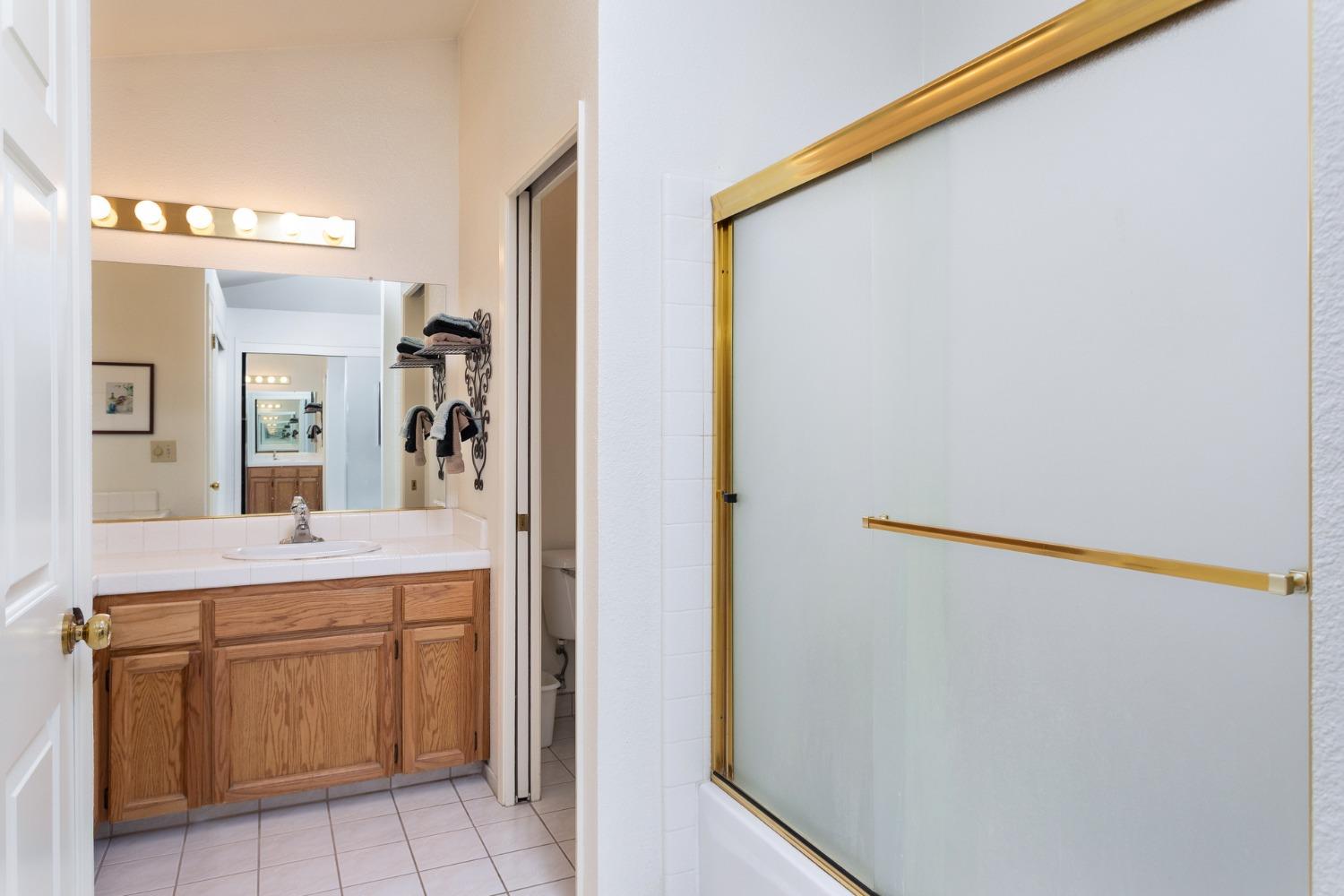 847 Amber Avenue Clovis, CA 93611 - Photo 27 of 53