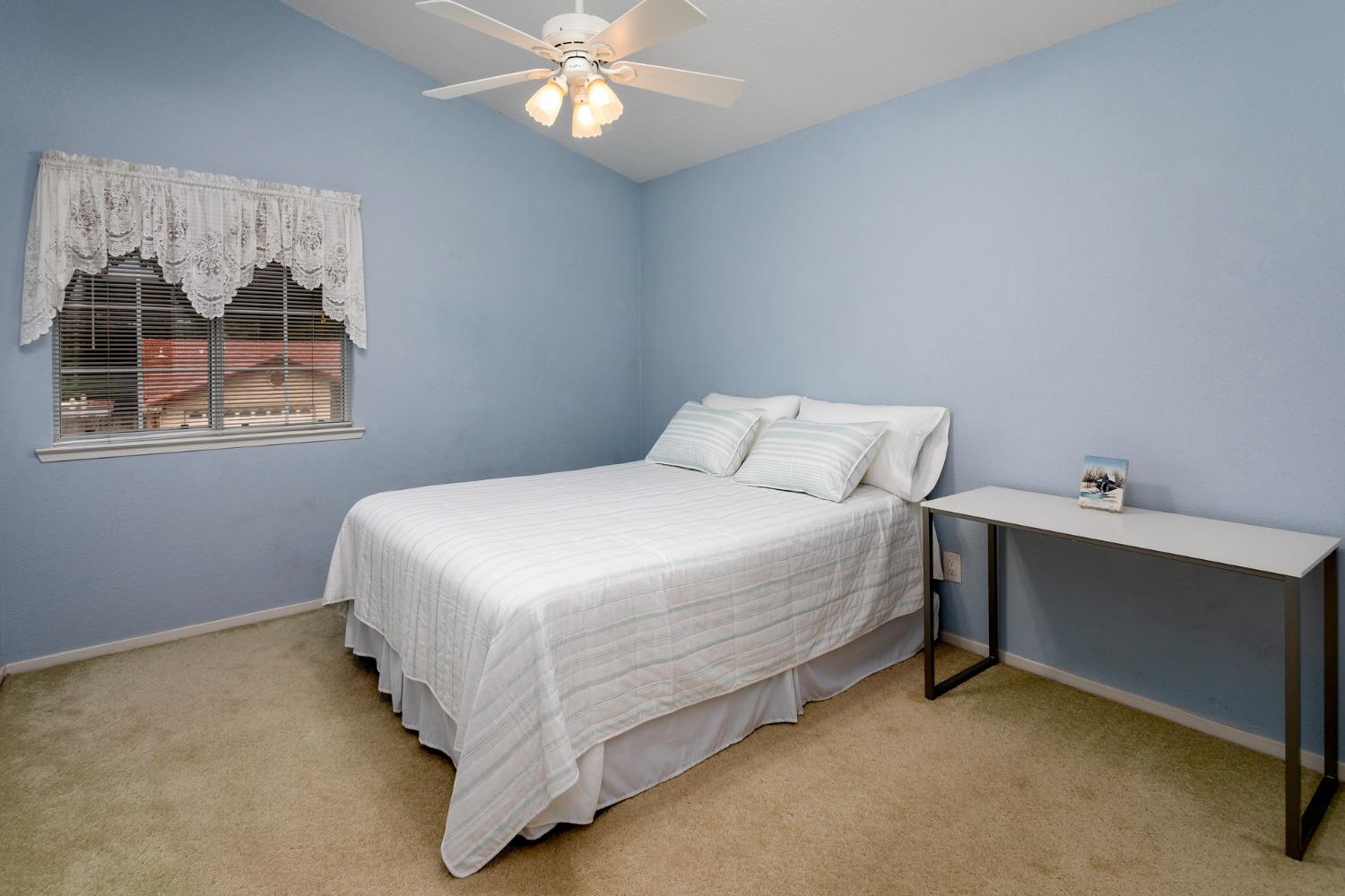 847 Amber Avenue Clovis, CA 93611 - Photo 29 of 53