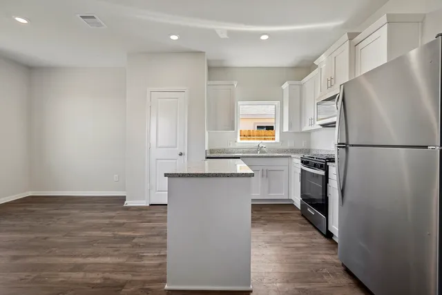 $269,000 | 10399 Red Cardinal Drive, Cleveland, TX 77328