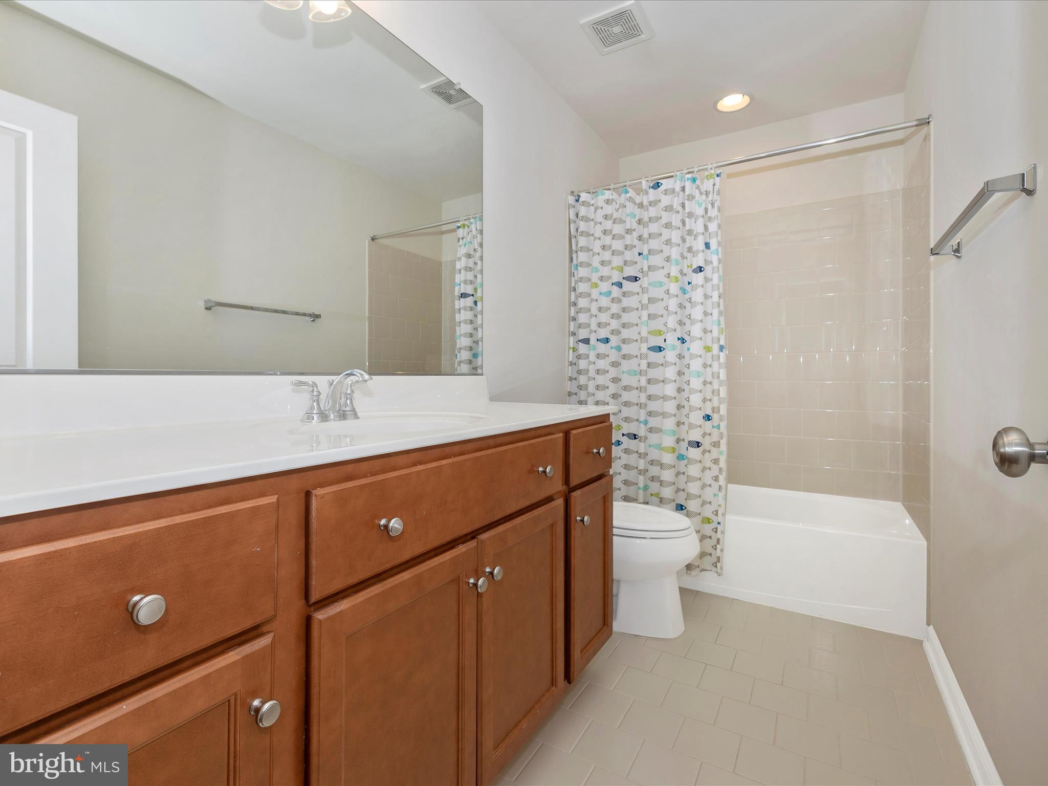 5512 Hawk Ridge Road Frederick, MD 21704 - Photo 30 of 49 Bathroom 2