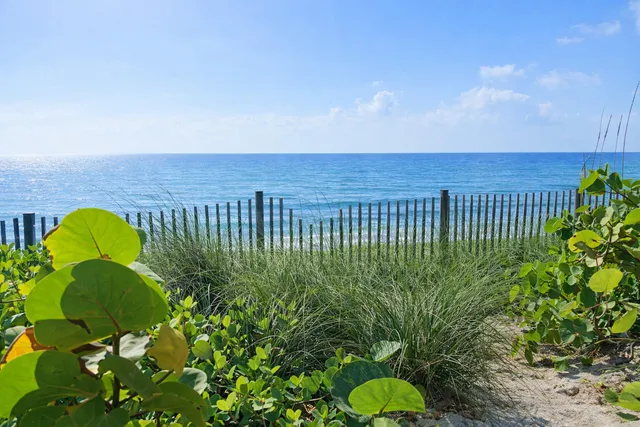 $2,000 | 141 Waterside Drive, Unit 141, Hypoluxo, FL 33462