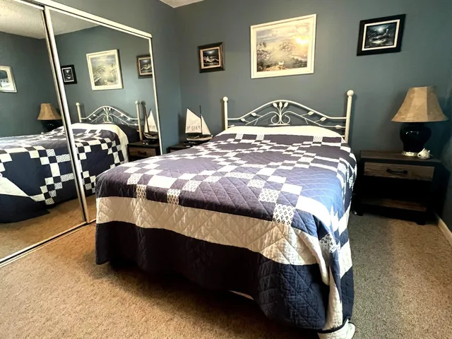 $2,000 | 141 Waterside Drive, Unit 141, Hypoluxo, FL 33462