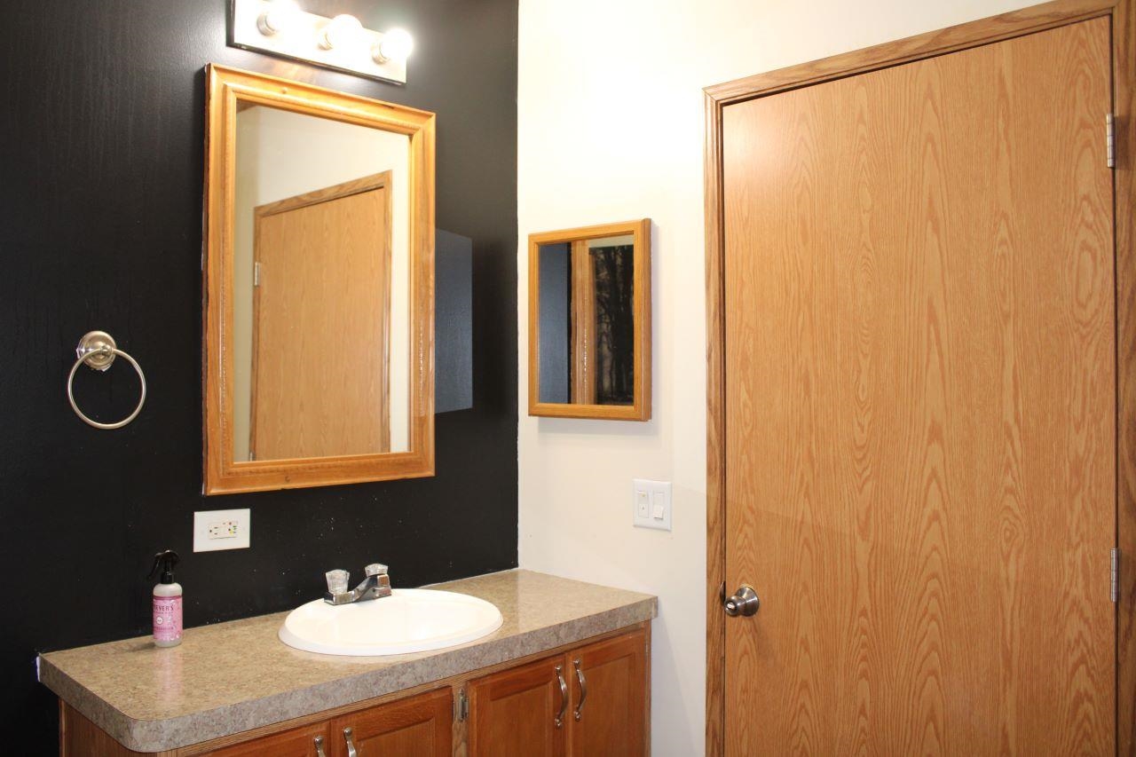 9461 Gedman Road Mancelona, MI 49659 - Photo 29 of 46 1911814-28.JPG