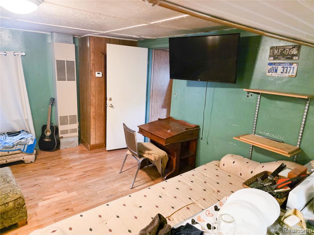 1632 Woodfield Road Ortonville, MI 48462 - Photo 4 of 7