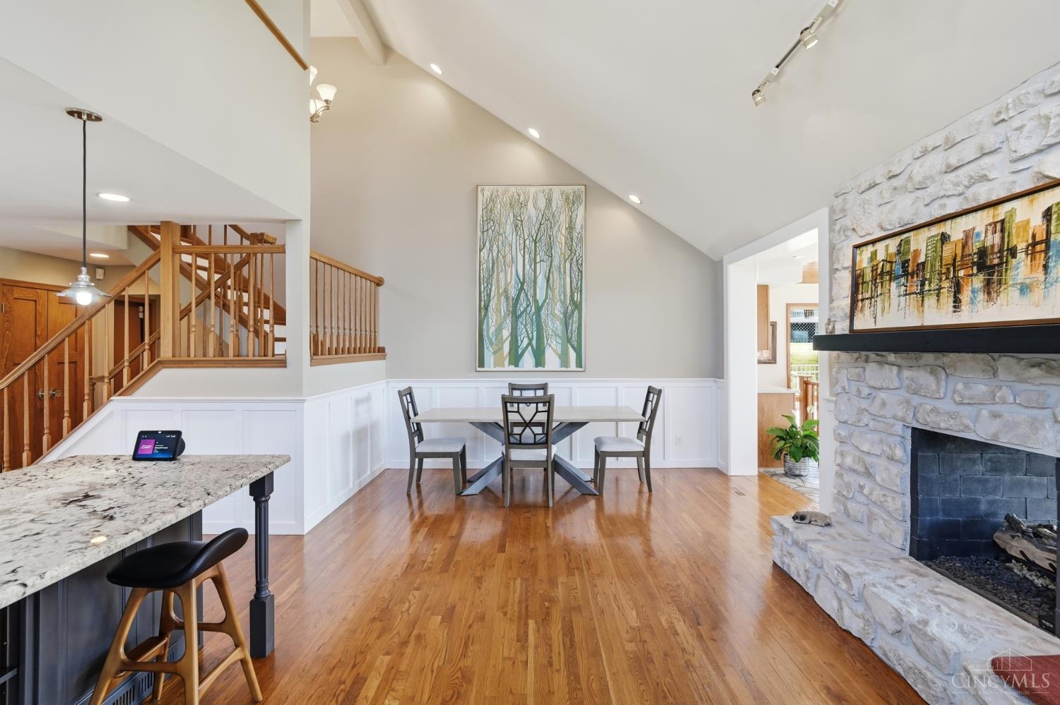 3727 Hanley Road Cincinnati, OH 45247 - Photo 7 of 78 Gallery Image 7