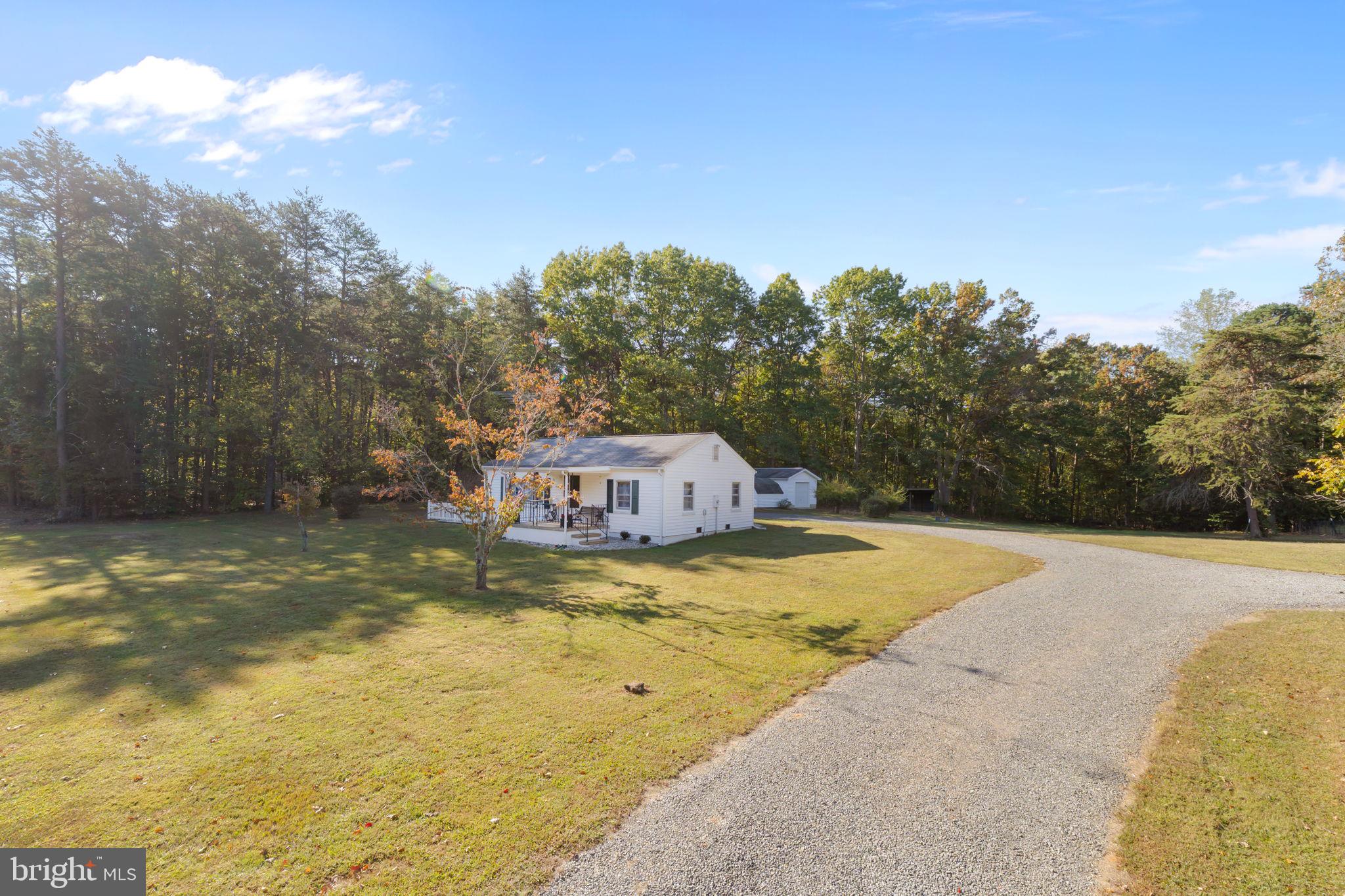 18714 Monrovia Road Orange, VA 22960 - Photo 2 of 42 Private Driveway
