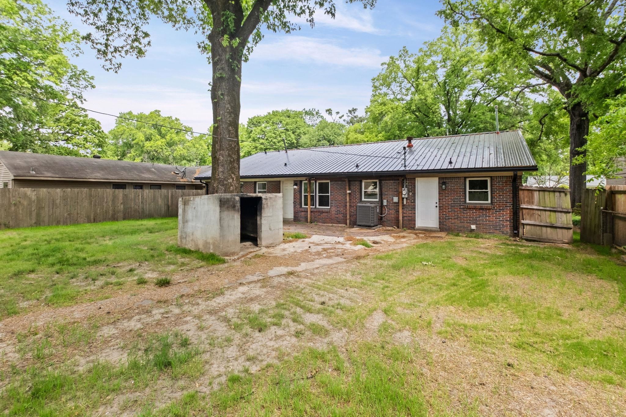 4585 Helene Road Memphis, TN 38117 - Photo 24 of 27