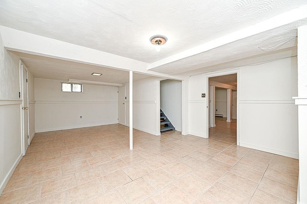 284 Ocean Road Portsmouth, NH 03801 - Photo 38 of 59