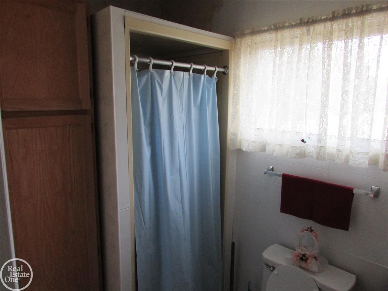 10175 Big Hand Road Columbus, MI 48063 - Photo 16 of 25