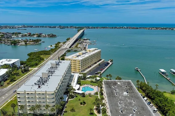 $447,000 | 100 Bluff View Drive, Unit 506C, Belleair Bluffs, FL 33770