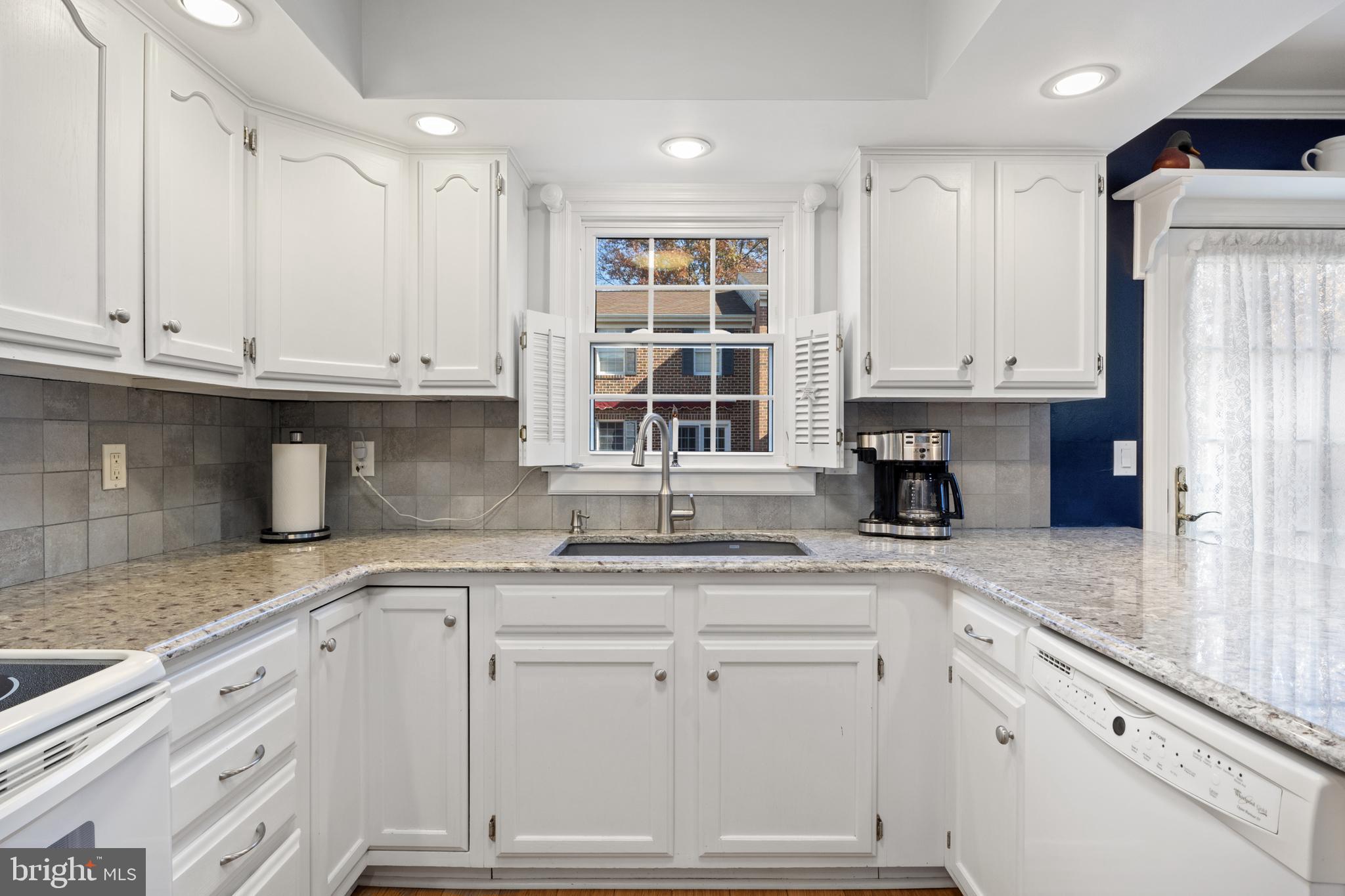 607 Chambers Ridge, Unit 607 York, PA 17402 - Photo 10 of 46 Gallery Image 10