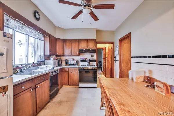 $184,900 | 422 Marilla Street, Buffalo, NY 14220