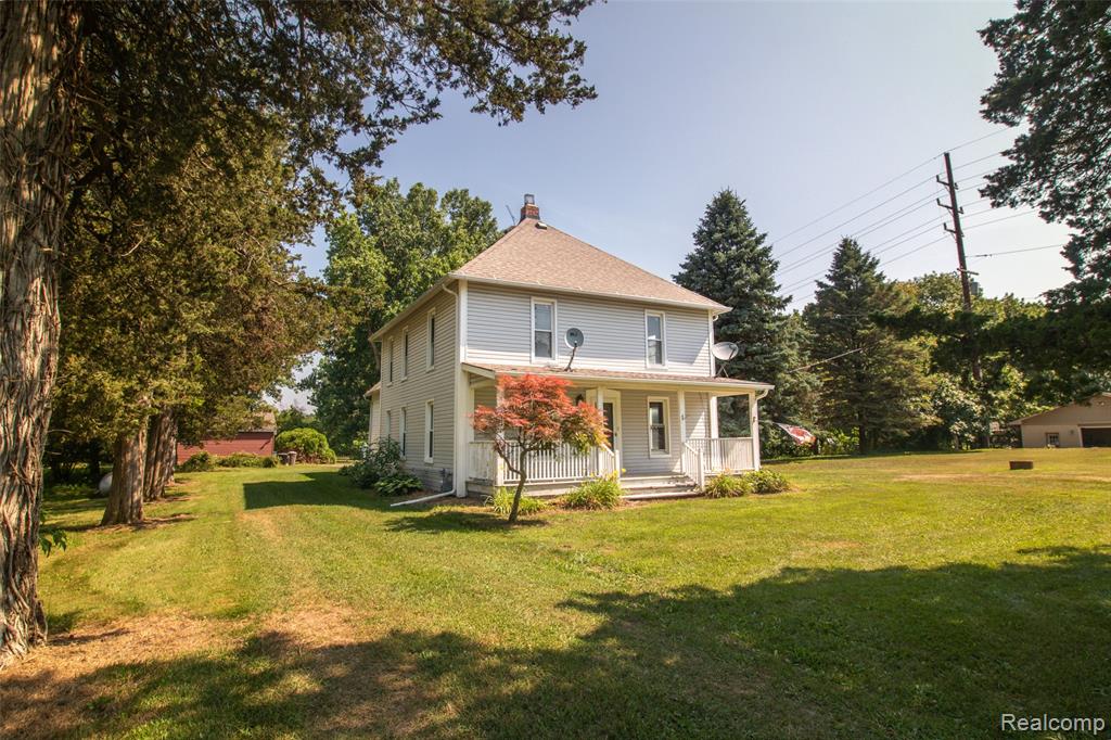 749 East Newburg Road Carleton, MI 48117 - Photo 7 of 43