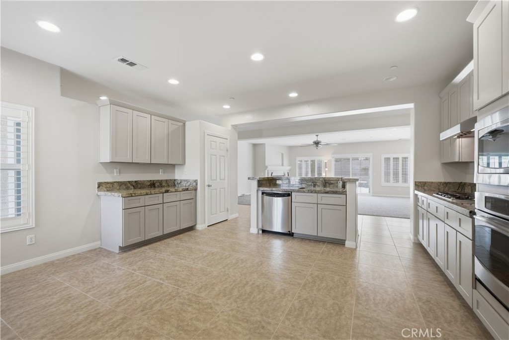 1267 Oro Ridge Palm Springs, CA 92262 - Photo 11 of 33