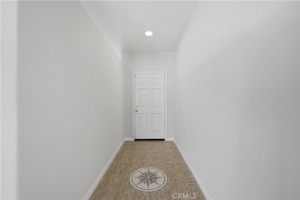 1267 Oro Ridge Palm Springs, CA 92262 - Photo 8 of 33