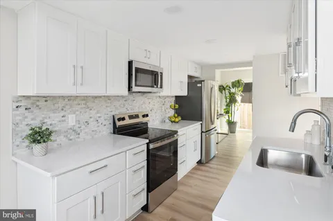 $525,000 | 18473 Stone Hollow Drive, Germantown, MD 20874