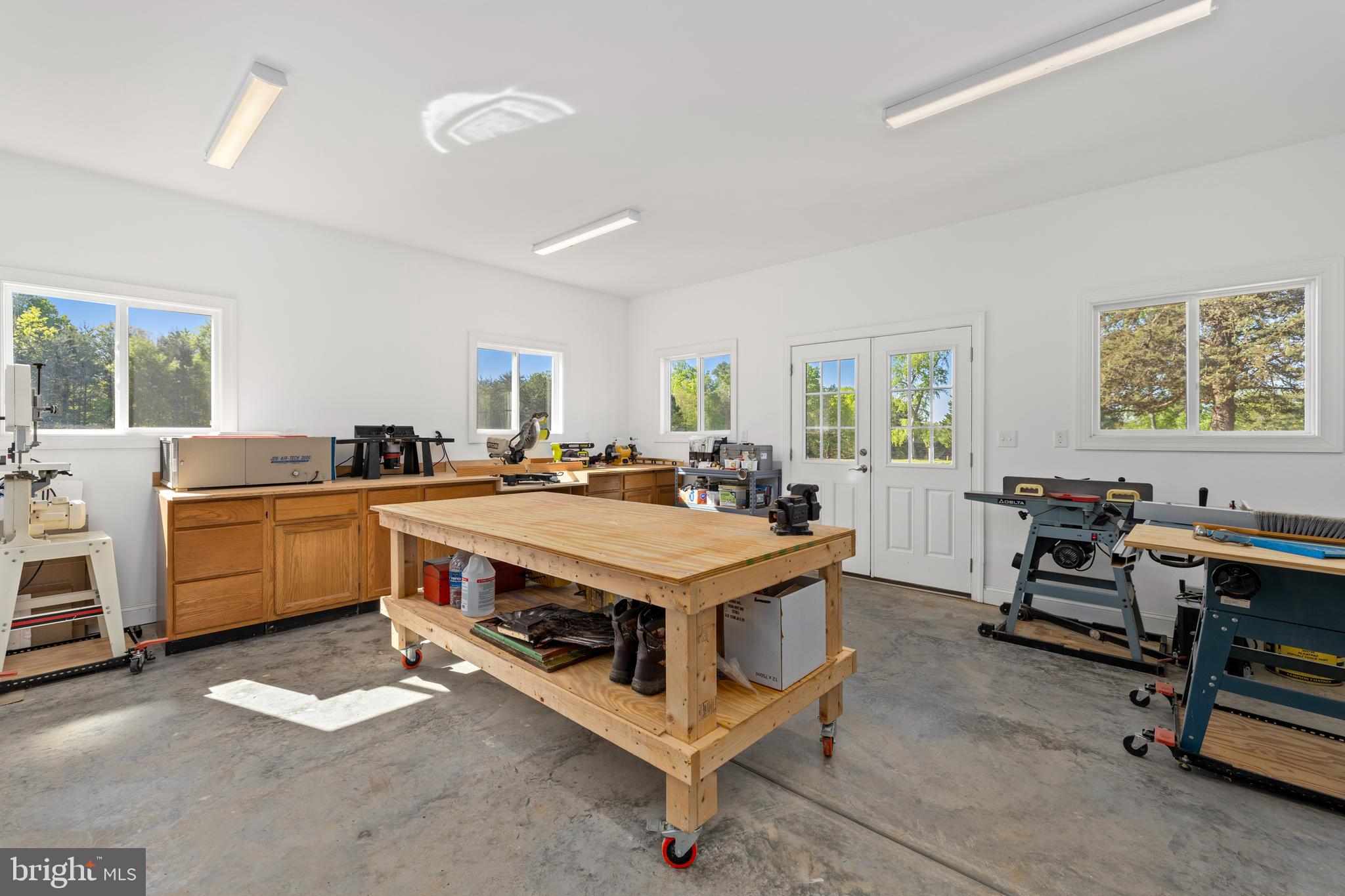 12421 Campbell Road Orange, VA 22960 - Photo 17 of 71 Attached workshop
