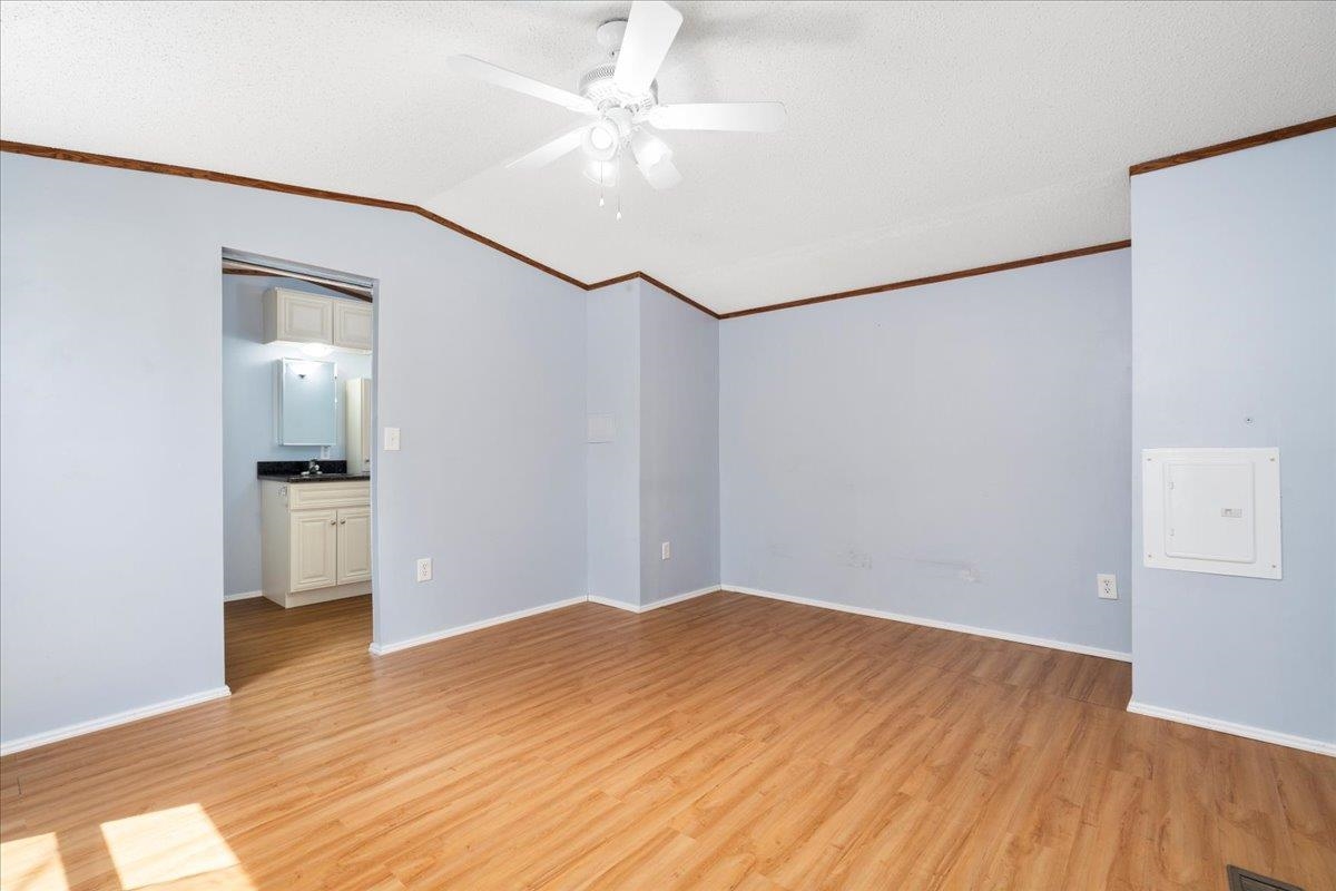 27 3rd Street Mont Vernon, NH 03057 - Photo 13 of 39 Gallery Image 13